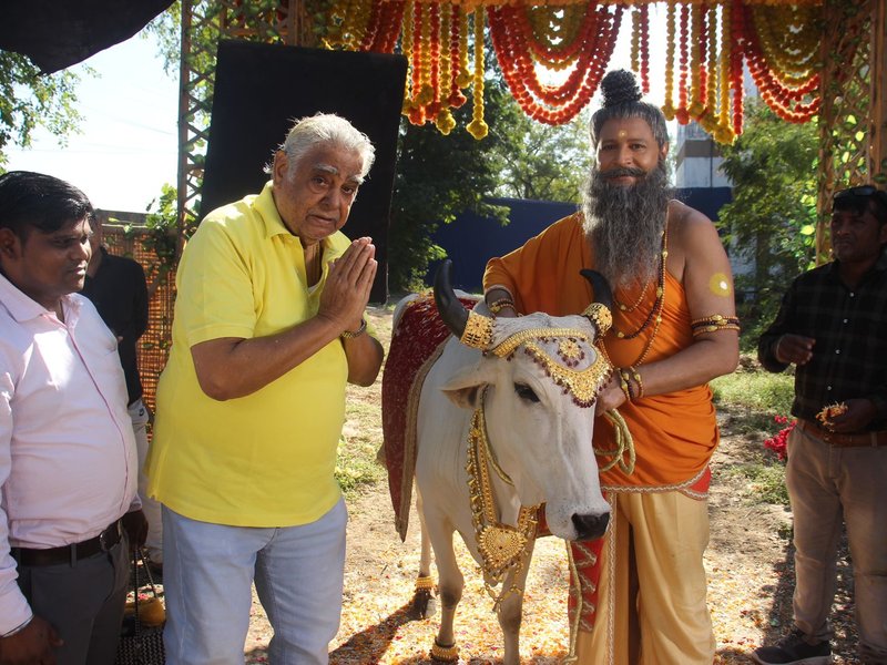 Shiv Sagar says ‘an era gone’ as he mourns loss of father Prem Sagar