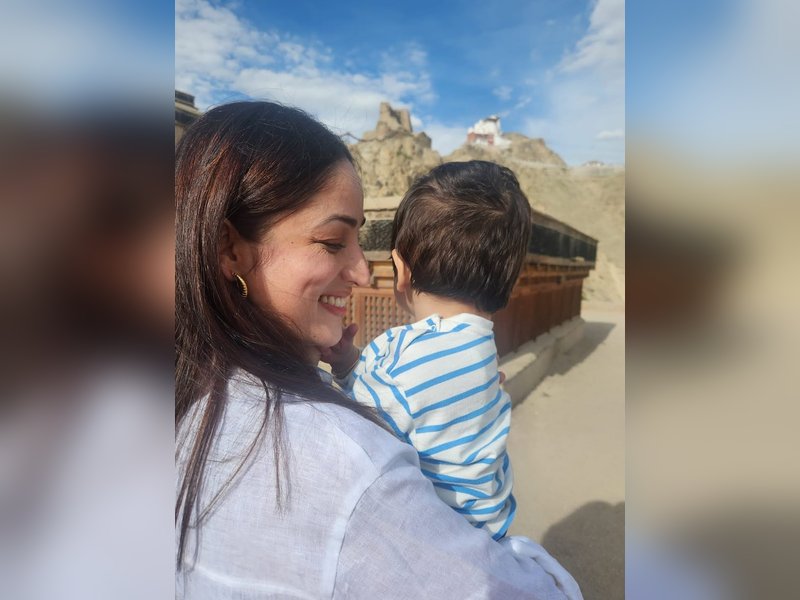 Yami Gautam shares pictures with son, father from her Leh getaway