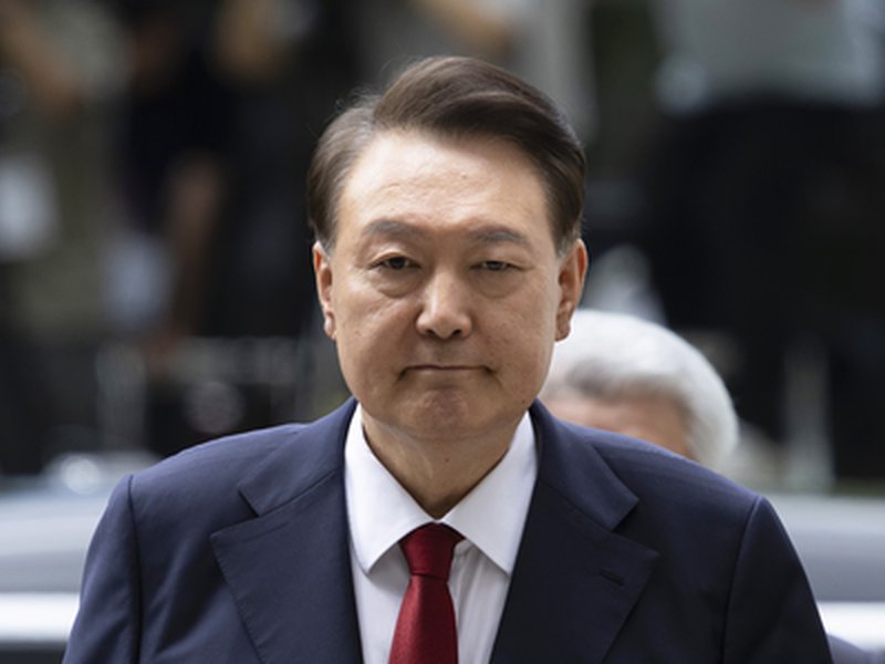 South Korea: DP lawmakers review CCTV footage of detention warrant attempt against ex-President Yoon