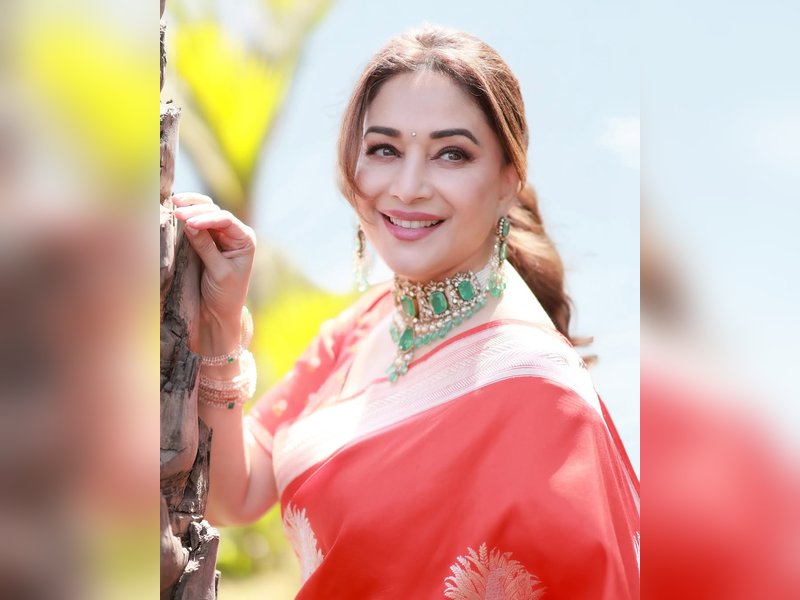 When Madhuri Dixit exposed the on set food habit of Anil Kapoor