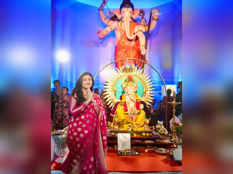 Juhi Parmar reveals her fond childhood memory from Ganpati: 'Every year we eagerly wait for Bappa'