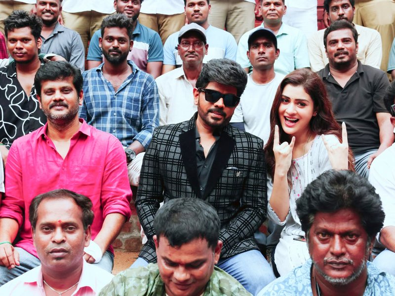 Shooting of director Durai Senthilkumar's film featuring 'Legend' Saravanan wrapped	