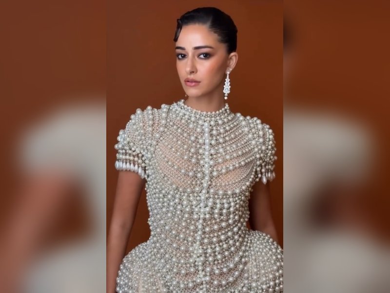 Chunky Panday calls daughter Ananya Panday’s ‘glam’ a ‘comedy show’