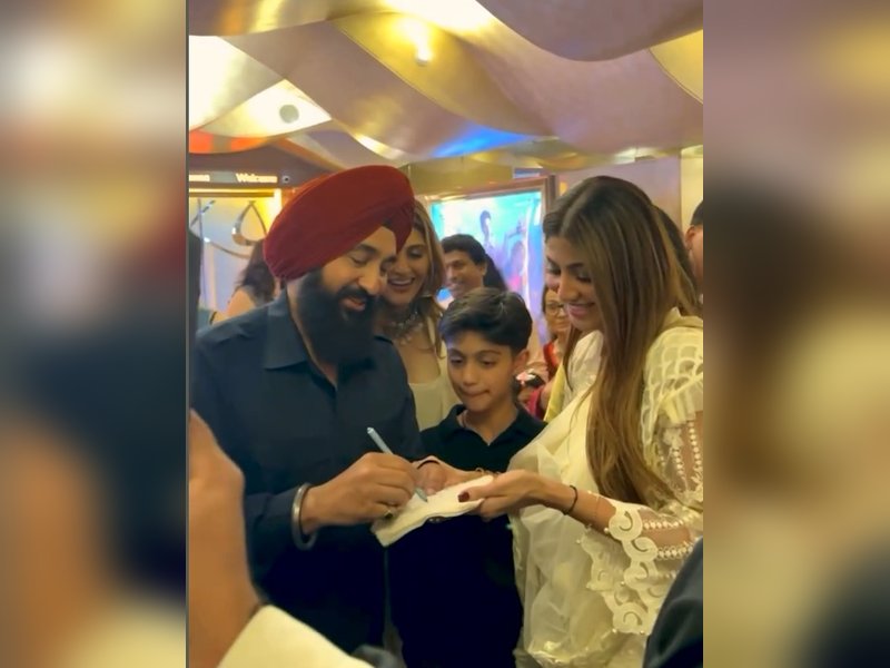 Shilpa Shetty gets her ‘first autograph’ from her ‘forever hero’ Raj Kundra