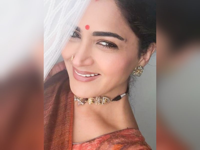 Khushbu, Manchu Manoj, Thaman express gratitude to teachers on Teachers' Day	