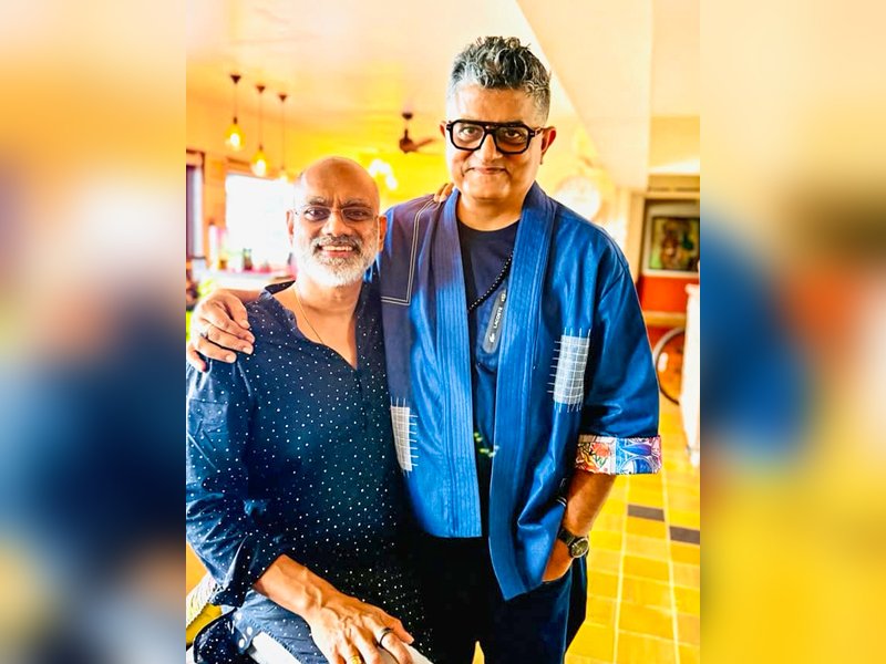 Gajraj Rao shares glimpses of his Onam feast with his best people	