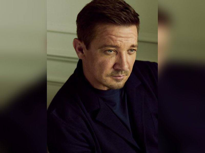 Jeremy Renner shares how the cast of his new help him recover