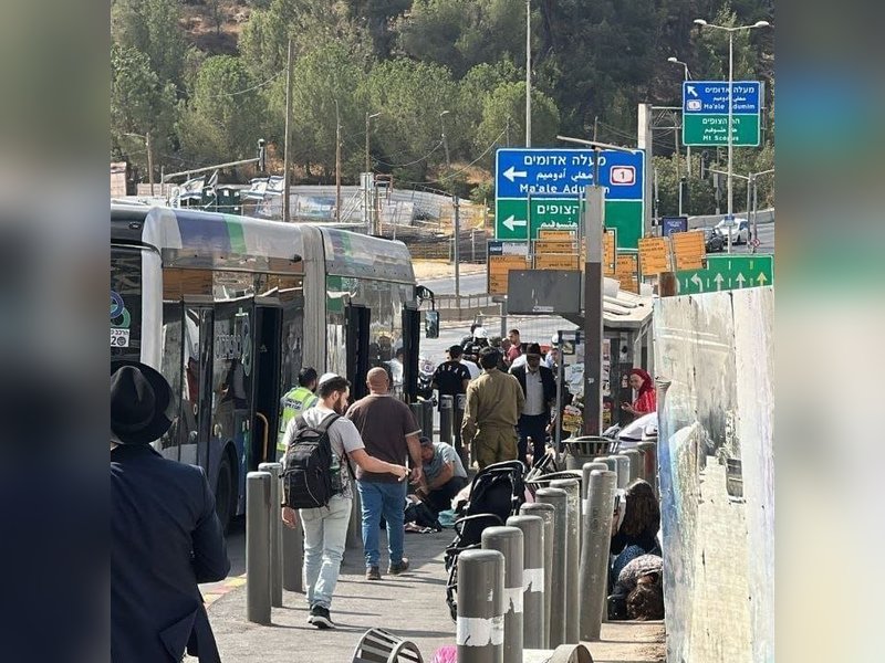 Israel: Five people killed in shooting attack at Ramot Junction in Jerusalem