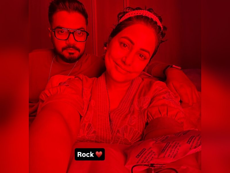 Hina Khan says 'grateful for everything' as her life juggles between shoot & treatment