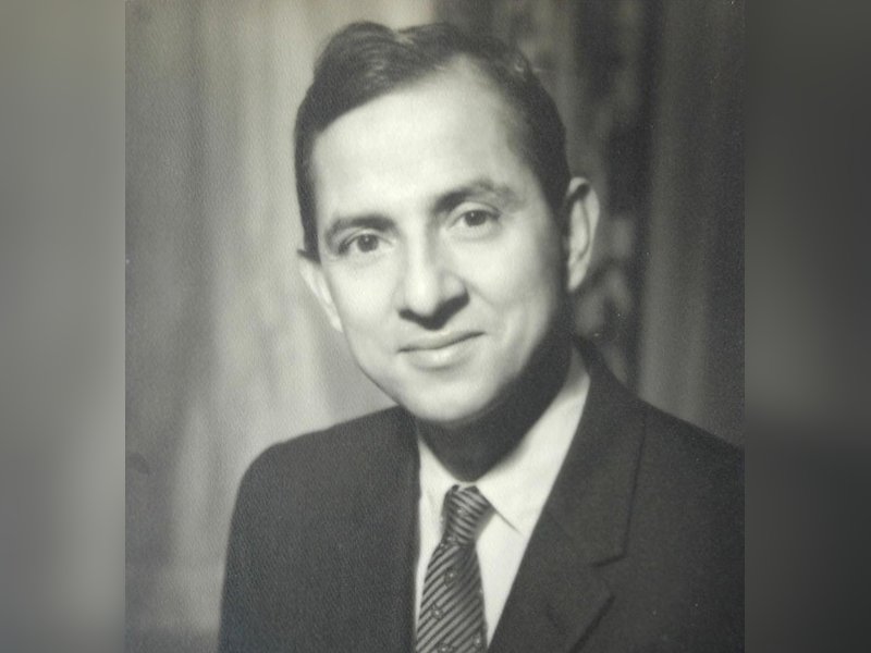 Manisha Koirala marks grandfather B.P. Koirala’s birth anniversary with powerful message on democracy