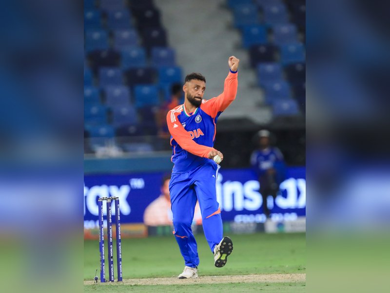 ICC rankings: Varun Chakaravarthy becomes new No. 1 T20I bowler 