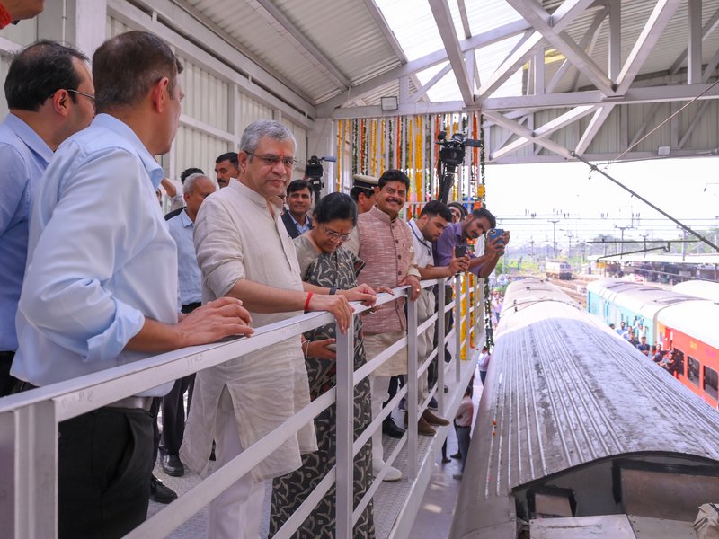 Indian Railways speeds up 549 trains in this year’s timetable across zones