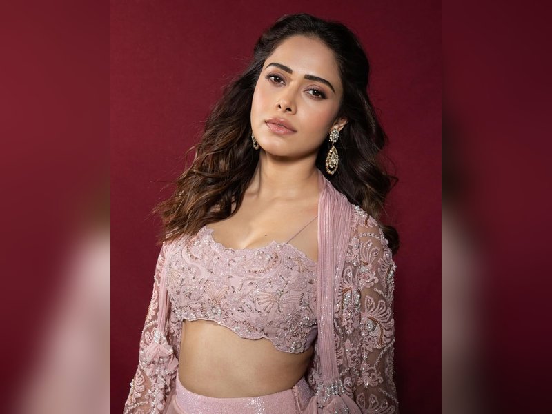Nushrrat Bharuccha’s trip to the Universal Studios is all things fun & thrill