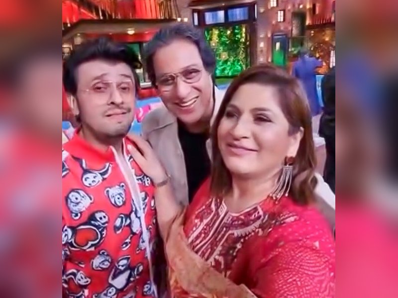 Sonu Nigam, Talat Aziz sing Mehdi Hassan ghazal to impress Archana Puran Singh on TKSS