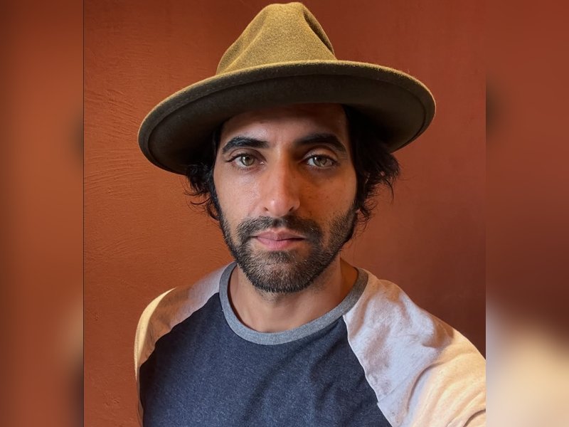 Akshay Oberoi says working with Manoj Bajpayee has been ‘a huge learning curve’