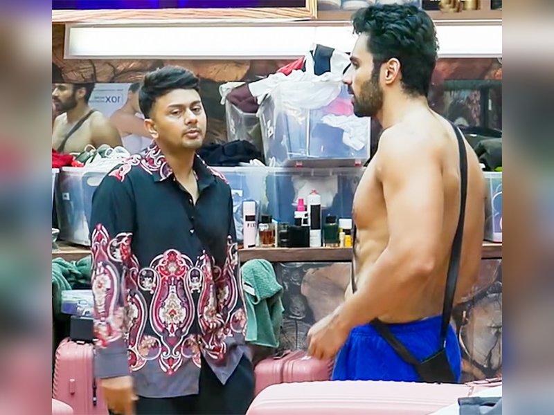 BB 19: Abhishek Bajaj gets possessive as Awez Darbar gets chatty with Farrhana Bhatt, Nehal 	