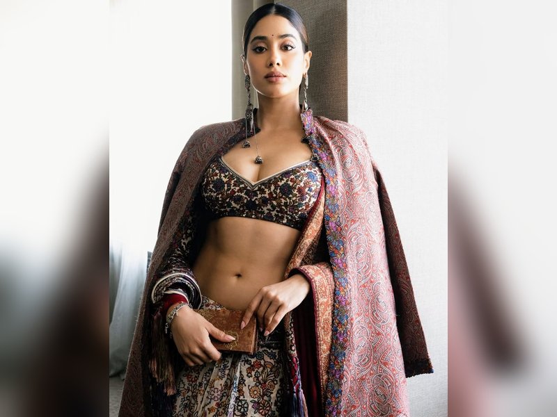 Varun Dhawan, Janhvi Kapoor set the house on fire with Guru Randhawa in ‘Perfect’