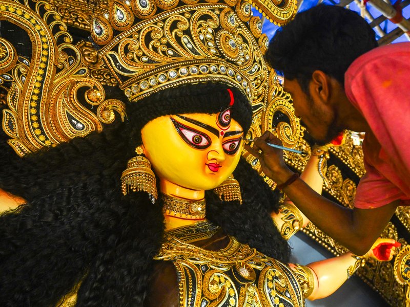 VHP Durga Puja guidelines trigger political debate over meat sales in Bengal