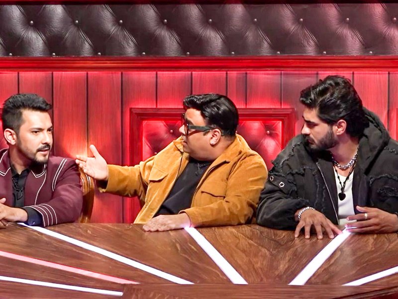Kiku Sharda tells Aaditya Narayan ‘profession pe na jao’ during argument in ‘Rise and Fall’