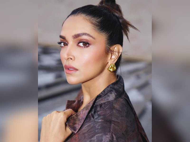 Netizens react to Deepika Padukone's cryptic note: 'People matter more than success'