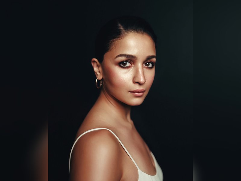 Alia Bhatt says 'This is so special' as Janhvi Kapoor, Ishaan Khatter's Homebound reaches Oscars