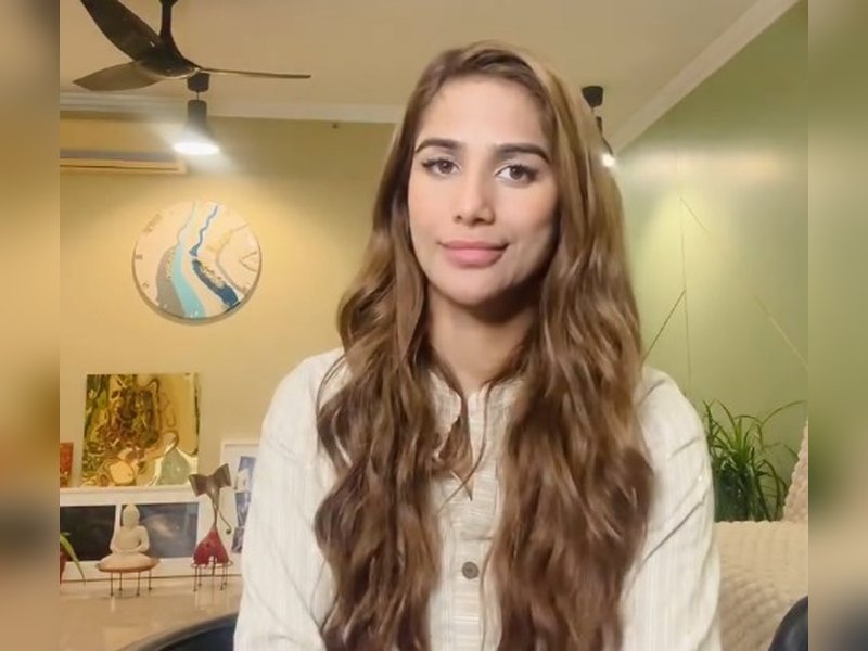 Amid row over Poonam Pandey playing Mandodari, Delhi Ramleela committee issues video