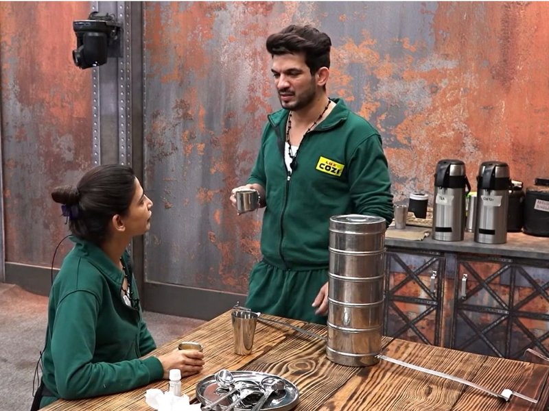 Arjun Bijlani, Aahana Kumra’s constant digs at Akriti Negi spark clashes in ‘Rise And Fall’