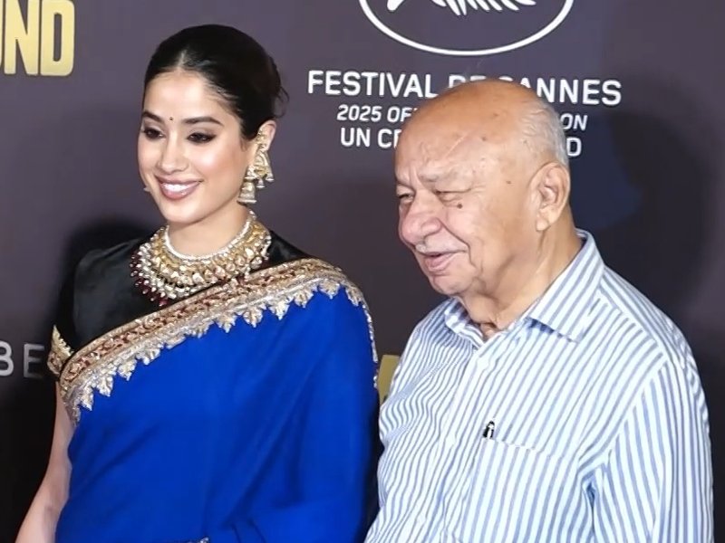 Janhvi Kapoor all smiles as she poses with Sushil Kumar Shinde, grandfather of boyfriend Shikhar Pahariya