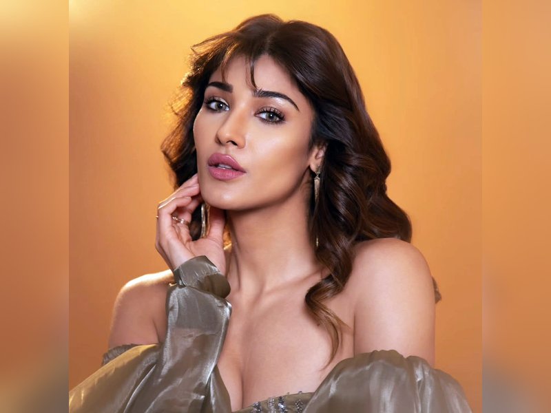 BB 19: Nehal Chudasma asks Bigg Boss to eliminate Ashnoor Kaur, calls her as 