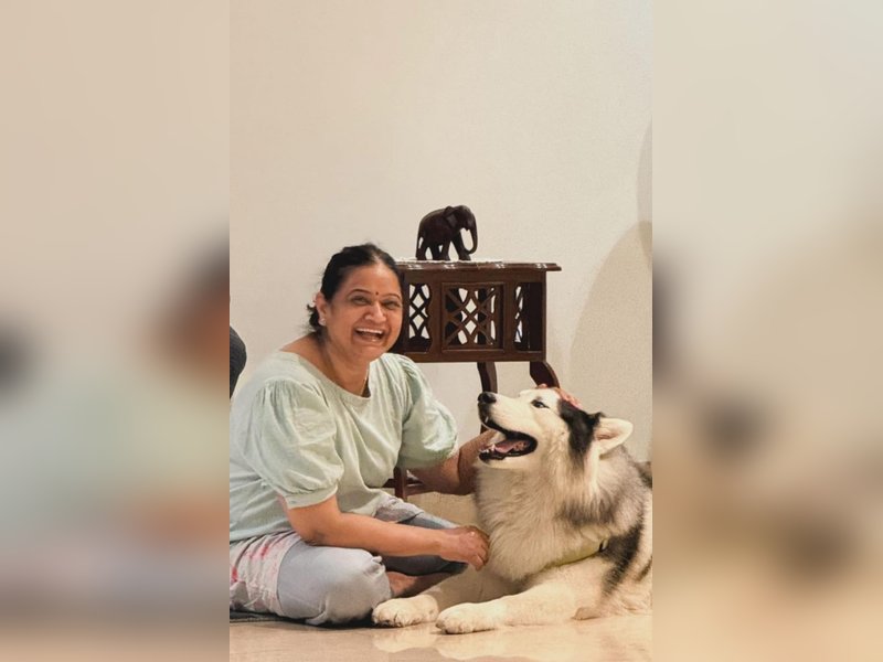 Rashmika Mandanna wishes Happy birthday to her 'happy pill', Vijay Deverakonda's mom