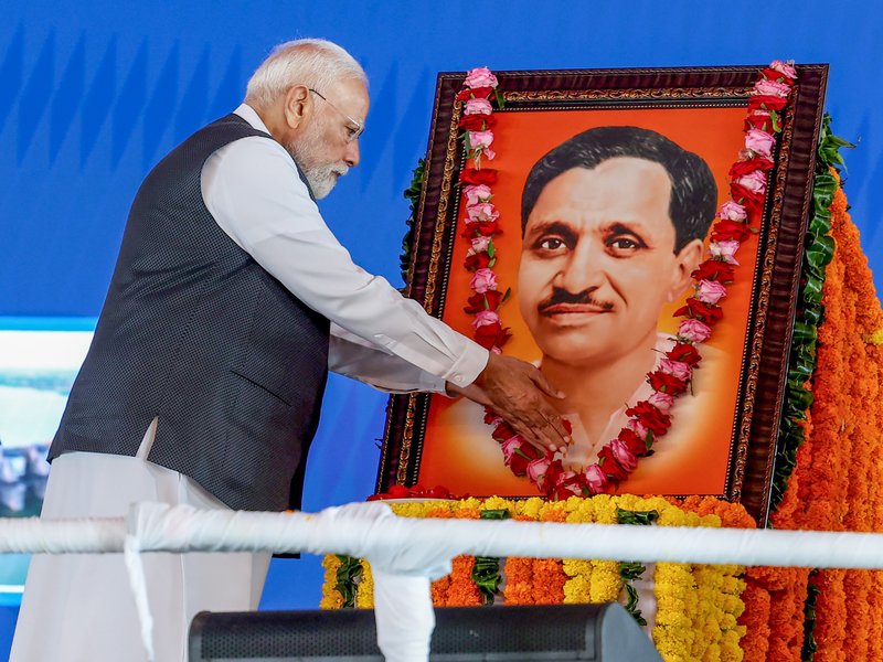 Pandit Deendayal Upadhyaya's principles continue to remain guiding light, says PM Modi (File photo)