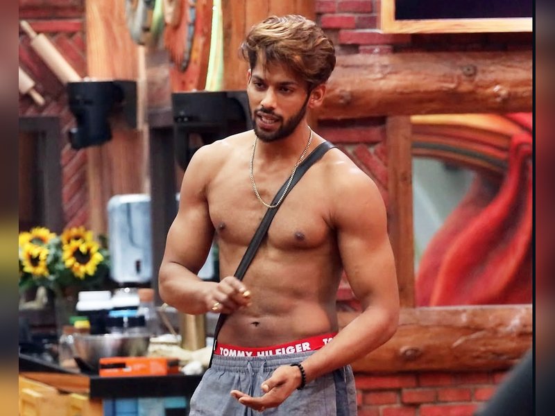 Bigg Boss 19: Baseer Ali targets Pranit More, asks him to return to his “village”