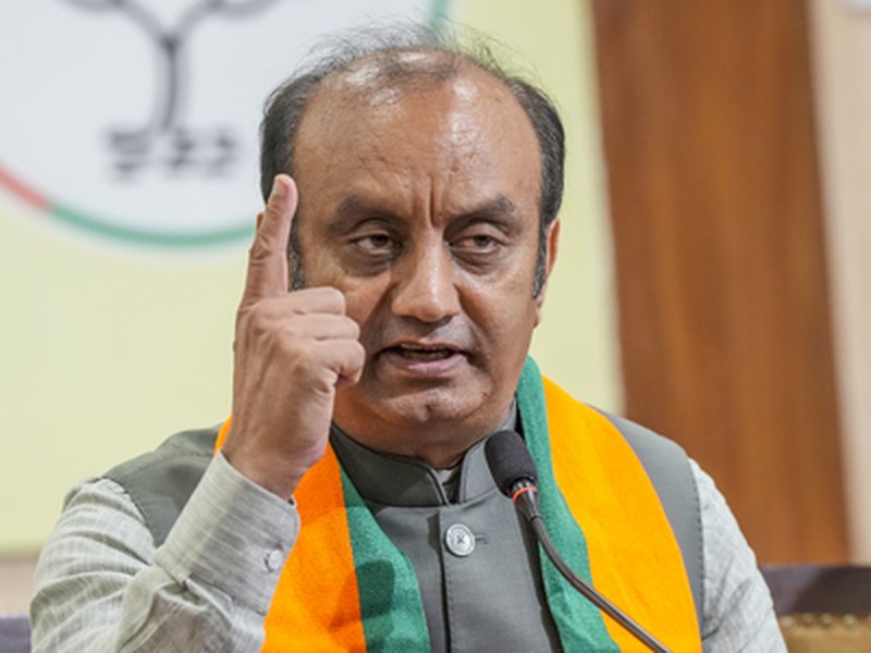 Sudhanshu Trivedi slams Bengal CM Mamata over Durga Puja song, links it to Rahul Gandhi's 'Shakti' remark