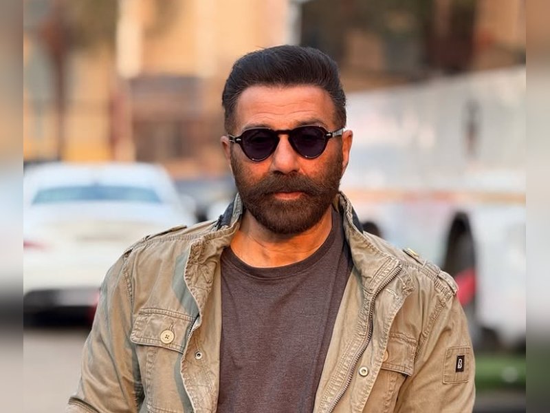Sunny Deol heads to his nephew’s wedding, shares fun driving video en route to Delhi