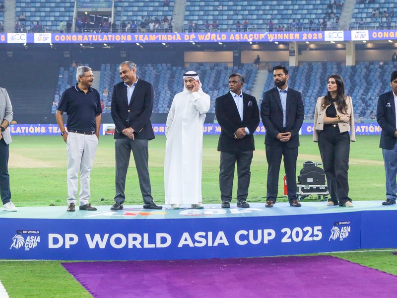 Sports and politics should not be mixed, says former England spinner Monty Panesar on Asia Cup final trophy row. Photo credit: IANS file photo