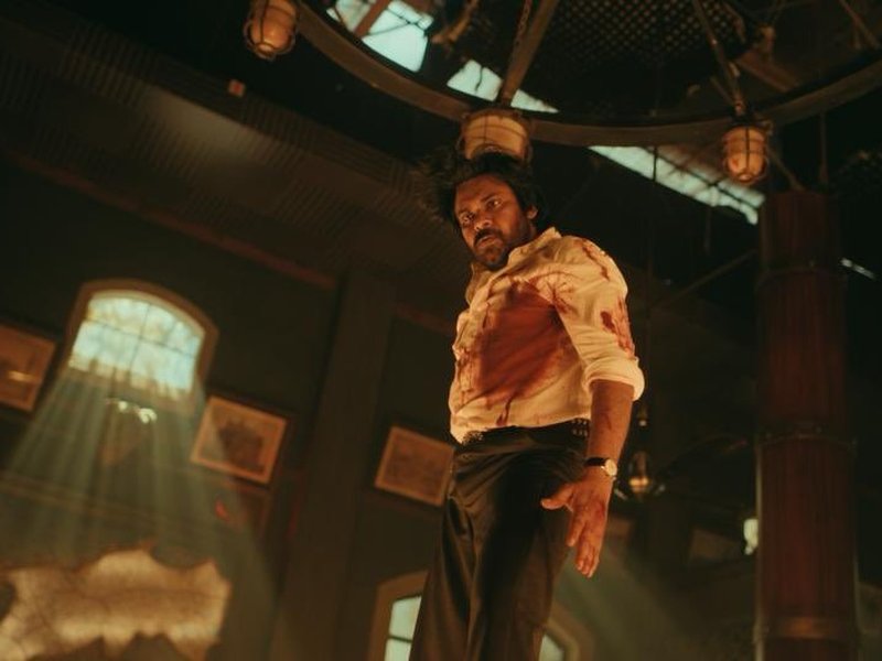  Manoj Paramahamsa tells Pawan Kalyan: Always thought Vijay was the hardest working star but you went one step ahead!