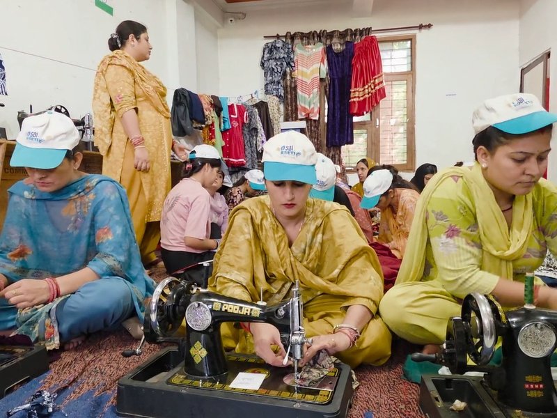 J&K: SBI-RSETI empowers women of Reasi through tailoring training programme