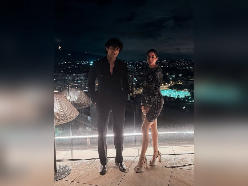 Sara Ali Khan's memorable moments with brother Ibrahim & mom Amrita in Spain