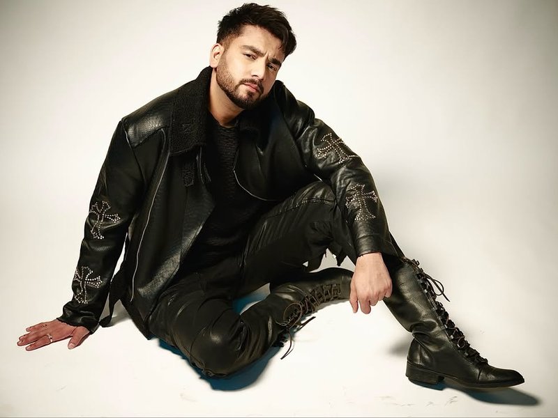 ‘Bigg Boss 19’: Salman Khan tells Elvish Yadav ‘system hang kardena’ for housemates 