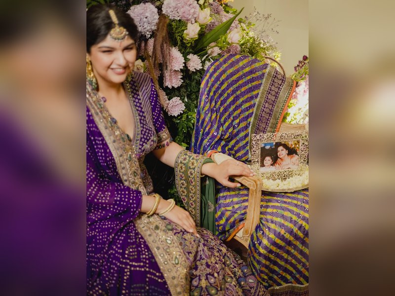 Anshula Kapoor calls her Gor Dhana 
