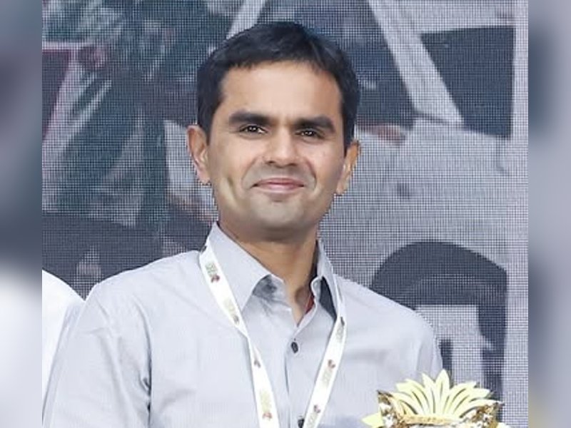 Delhi High Court issues summons to Netflix, SRK’s company in Sameer Wankhede's defamation suit