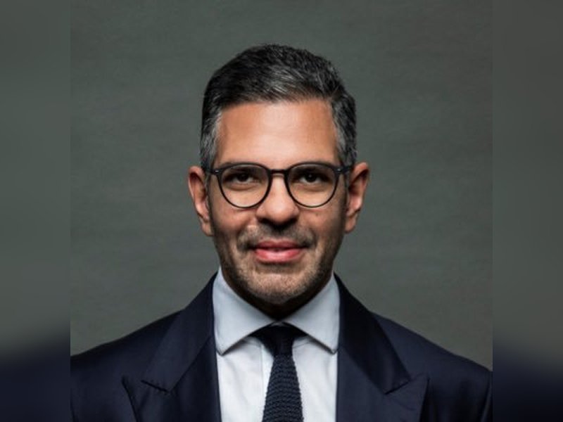 Sunjay Kapur legal battle: Lawyer alleges forgery of will, equates Priya Kapur with ‘evil Cinderella mother’