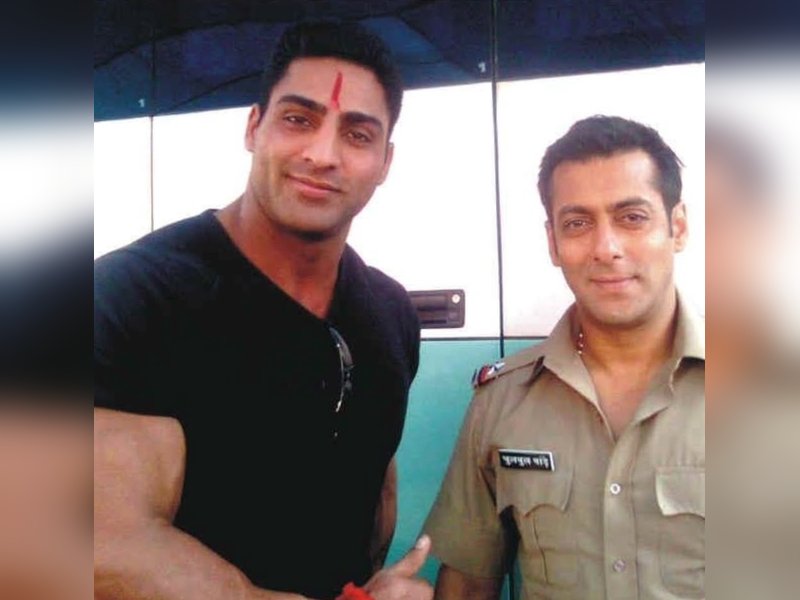 Salman Khan mourns the death of his 