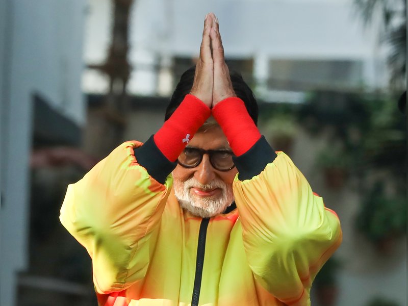 Big B shares his wishes for Lohri with a screenshot