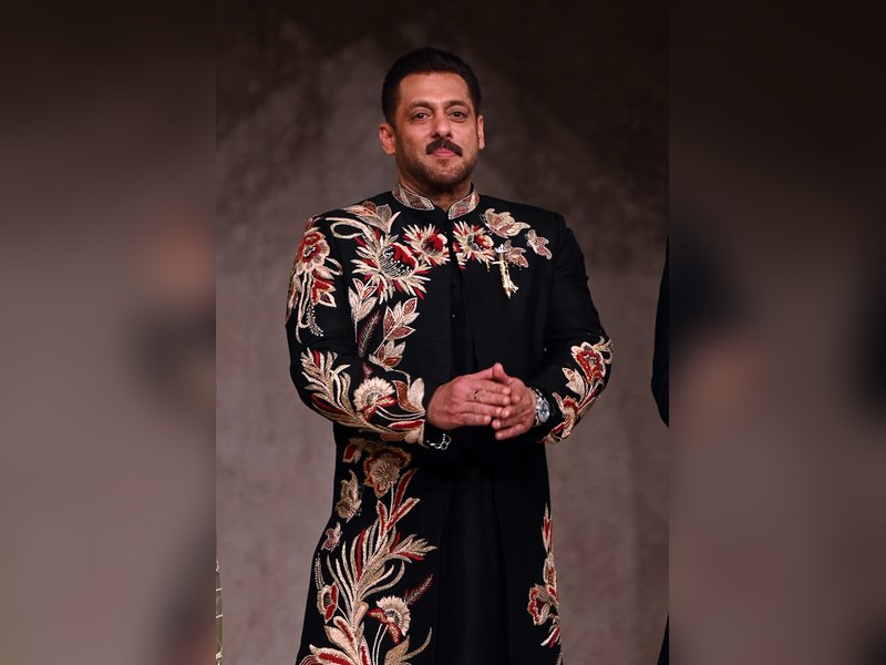 Salman Khan turns showstopper, walks the ramp in black sherwani 