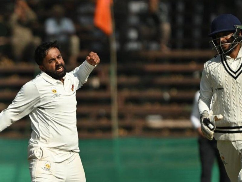 Shams Mulani’s seven-for powers Mumbai to thrilling 35-run win over J&K in a Group D clash of the 2025-26 Season of the Ranji Trophy in Srinagar on Saturday. Photo credit: MCA