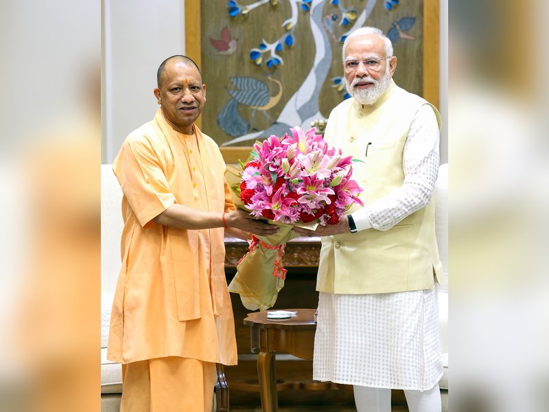 उत्तर प्रदेश स्थापना दिवस : पीएम मोदी ने सीएम योगी को दी शुभकामनाएं, मुख्यमंत्री ने जताया आभार