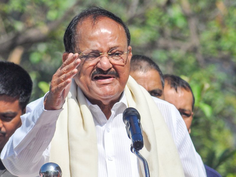 पूर्व उपराष्ट्रपति वेंकैया नायडू के जन्मदिन पर पीएम मोदी समेत कई भाजपा नेताओं ने दी शुभकामनाएं