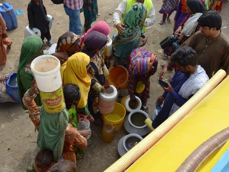 पहलगाम हमले के बाद भीषण जलसंकट से जूझ रहा पाकिस्तान, स्टोरेज के लिए बस 30 दिनों का पानी बचा: रिपोर्ट