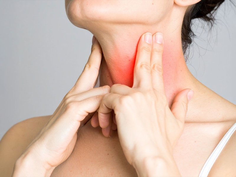 हाइपोथायरायडिज्म से हैं परेशान? इन आसान आयुर्वेदिक उपायों से पाएं राहत